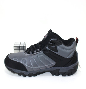 ������ ������ ����������������� ��������� Wind Roof �� ������� Vibram 5