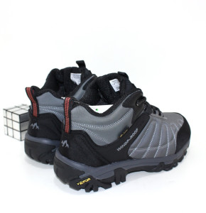 ������ ������ ����������������� ��������� Wind Roof �� ������� Vibram 6